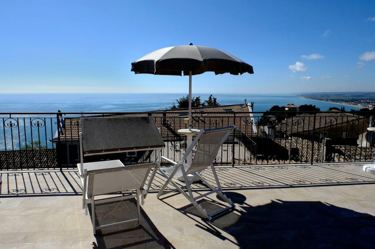 L'Orizzonte Relais Sirolo Hotel Екстериор снимка